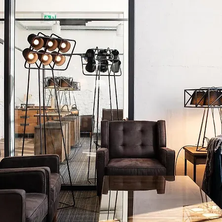 Hotel Hektor Container 3*