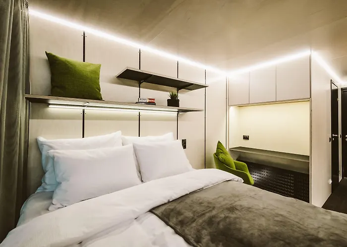 Hotel Hektor Container Tallin