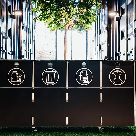 Hotel Hektor Container