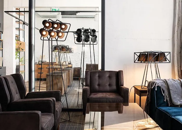 ホテル Hektor Container 3*